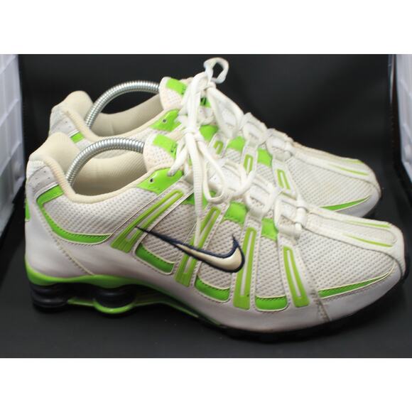 WMNS NIKE Shox Wht/ GRN Running Shoes 347522-111 Size 11 - Picture 2 of 7